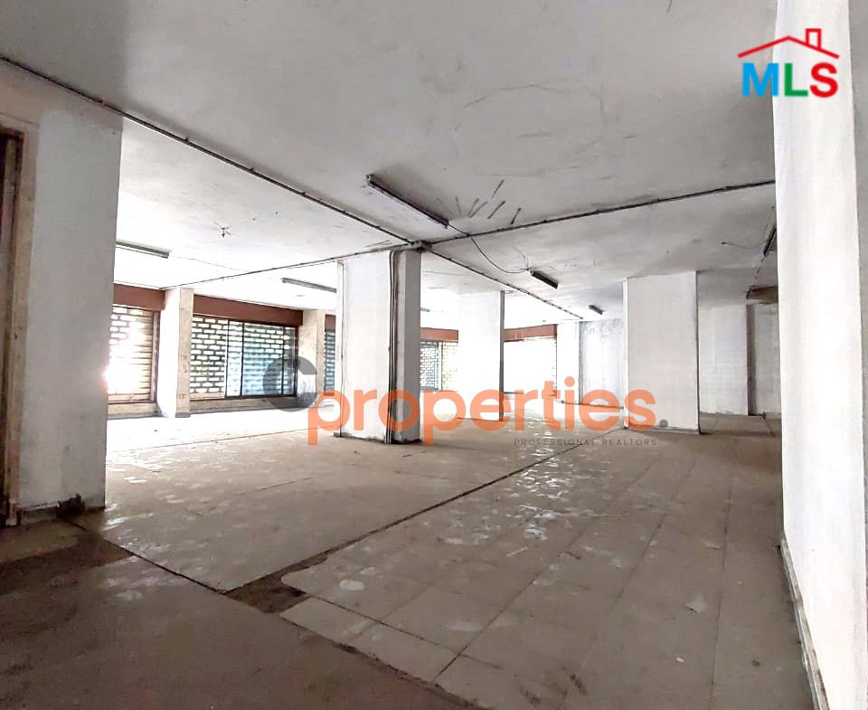 Shop for Sale in Jdeideh / Showroom محل للبيع في الجديدة CPSM135