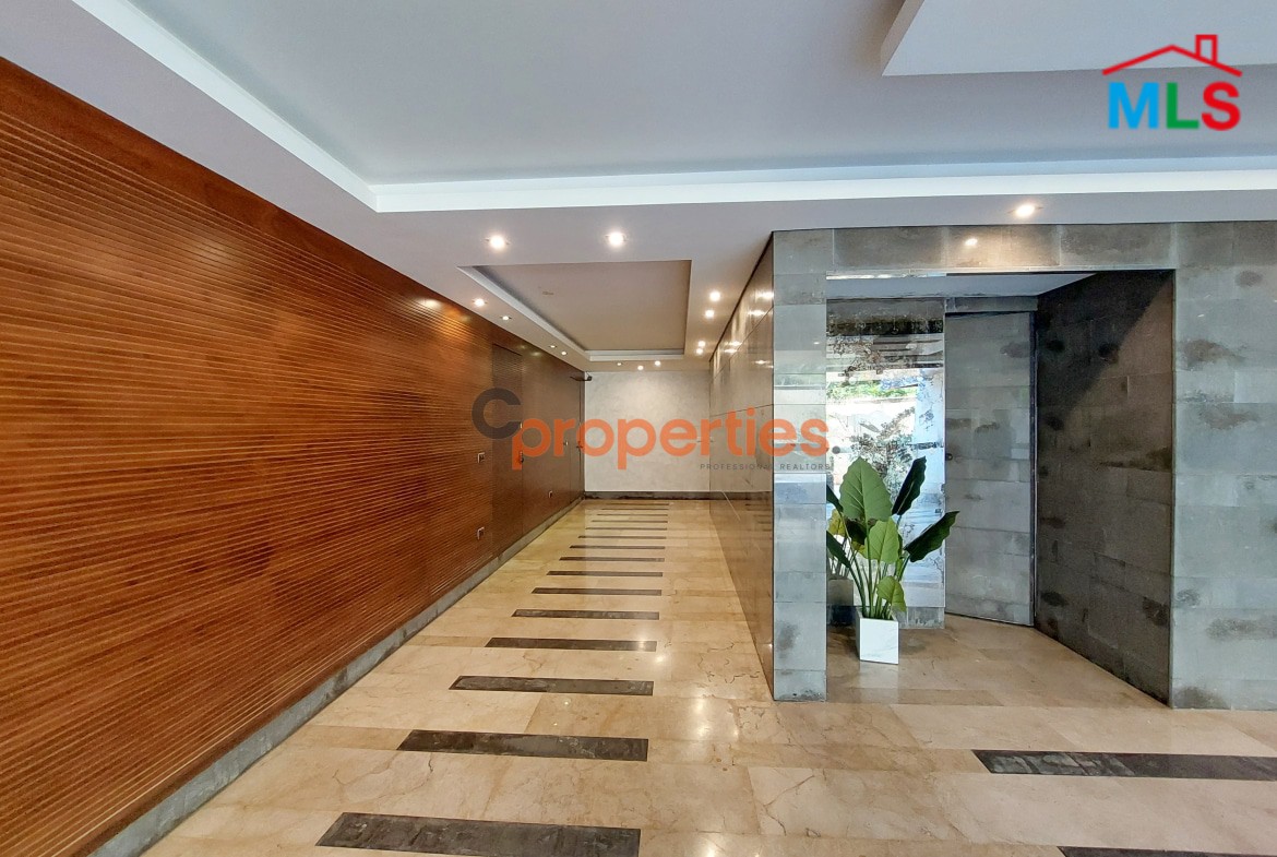 Apartment for sale in Ain Saade-Luxurious CPSM220