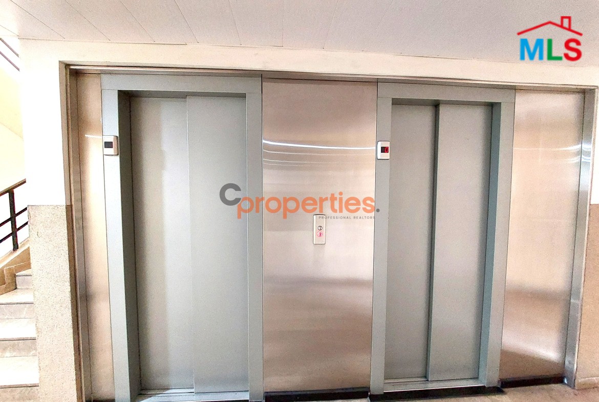 Luxurious Office/clinic for sale in Jal el dib CPSM70
