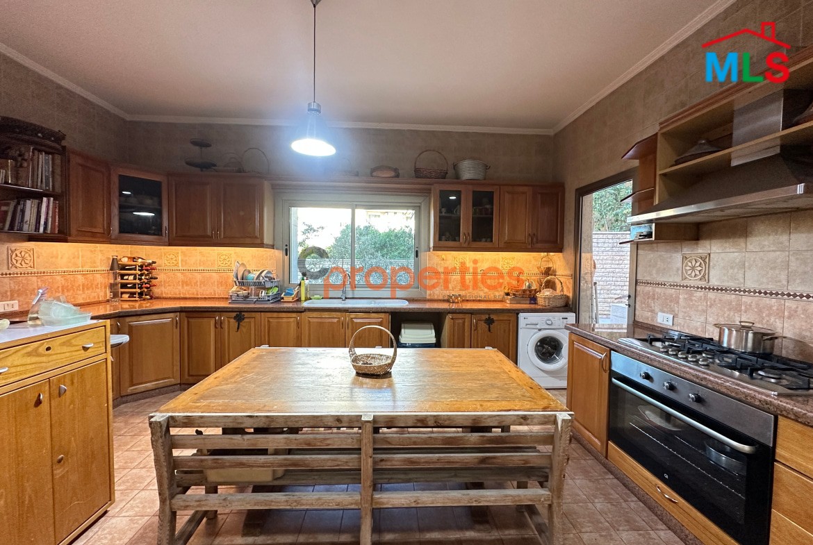 Apartment For Sale in Biyada with Terrace – CPCF183