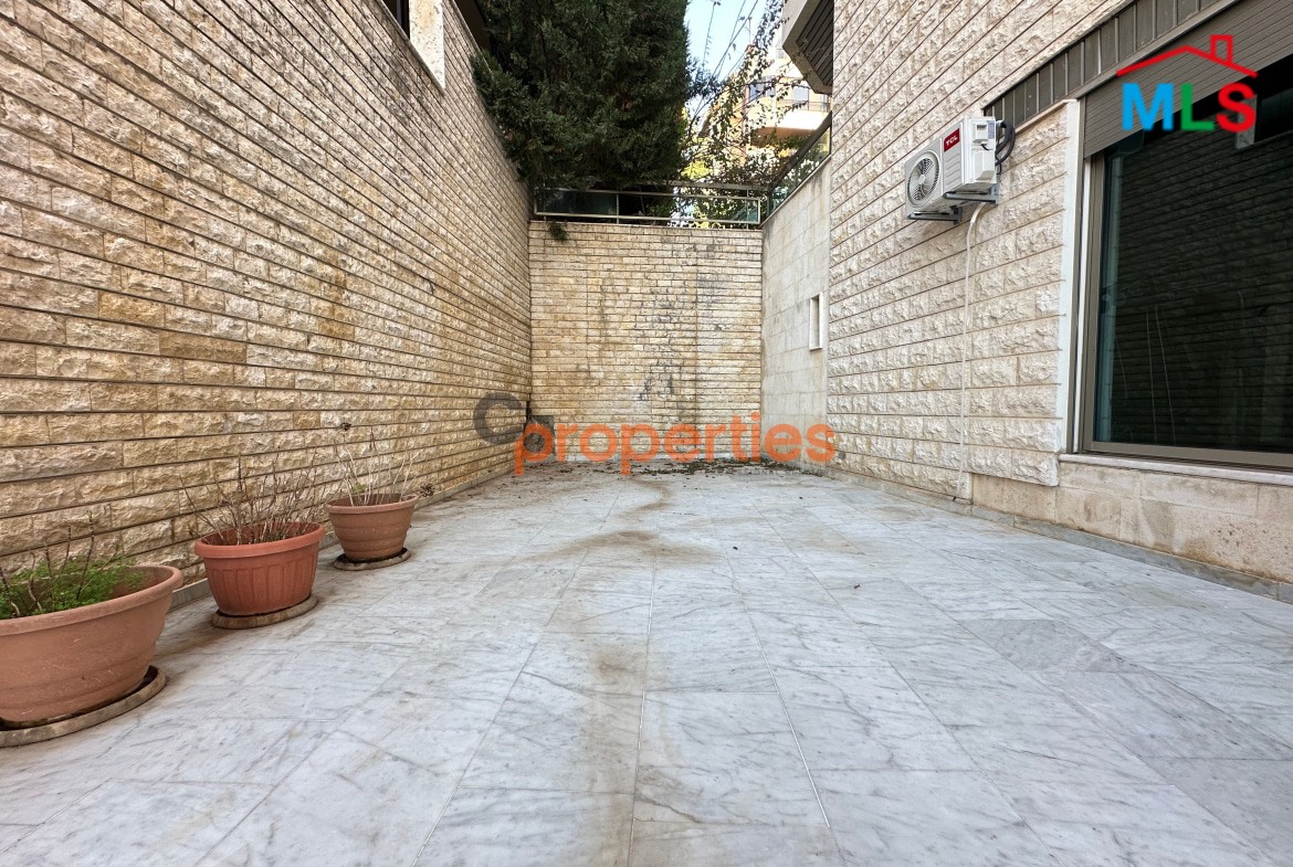 Apartment For Sale in Biyada with Terrace – CPCF183