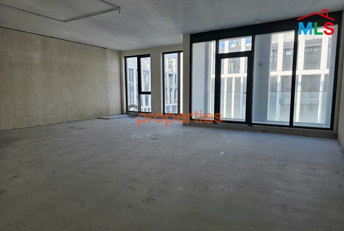 Office For Sale in Waterfront Dbayeh – CPRD41