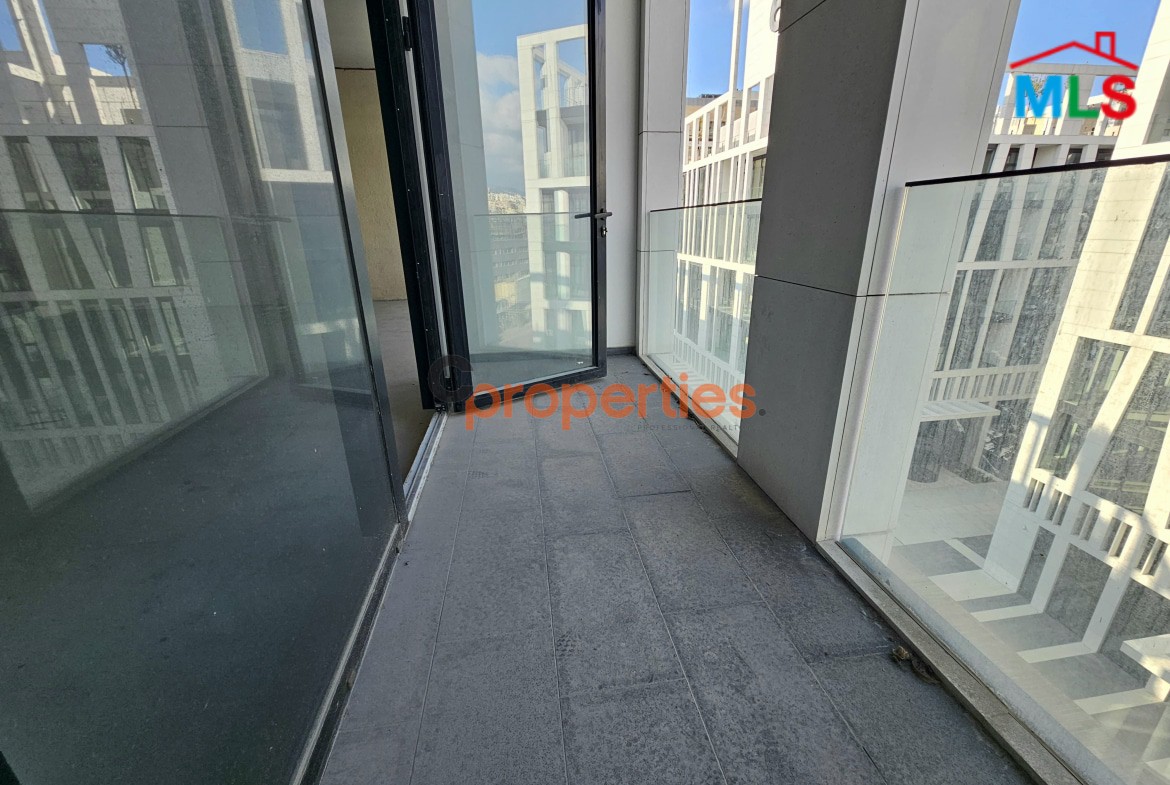 Office For Sale in Waterfront Dbayeh – CPRD41