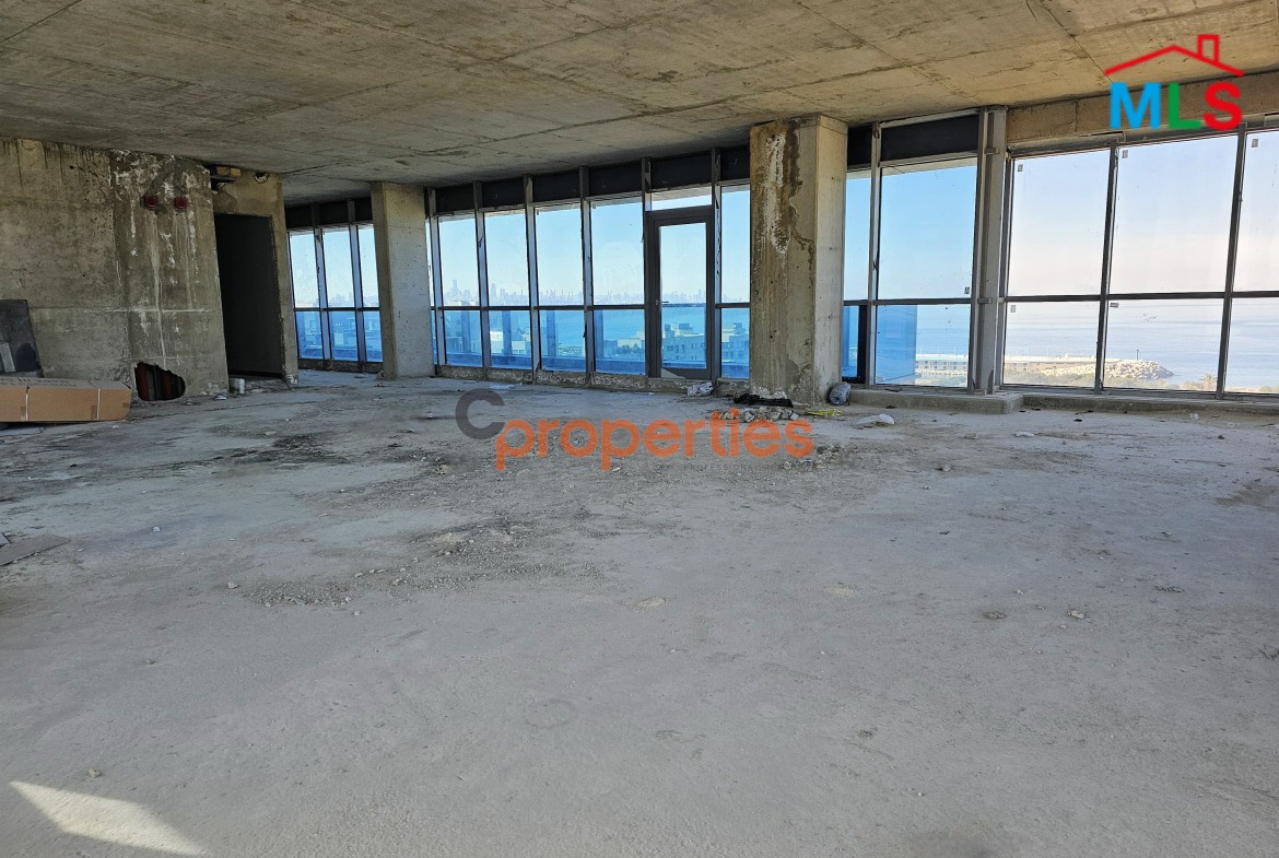 Office for sale in Dbayeh CPRD13