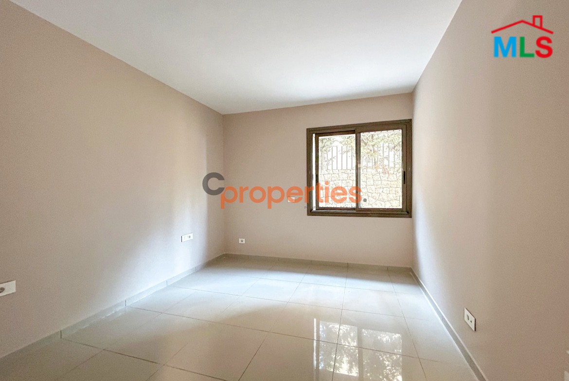 Apartment For sale in Mtayleb CPCF126