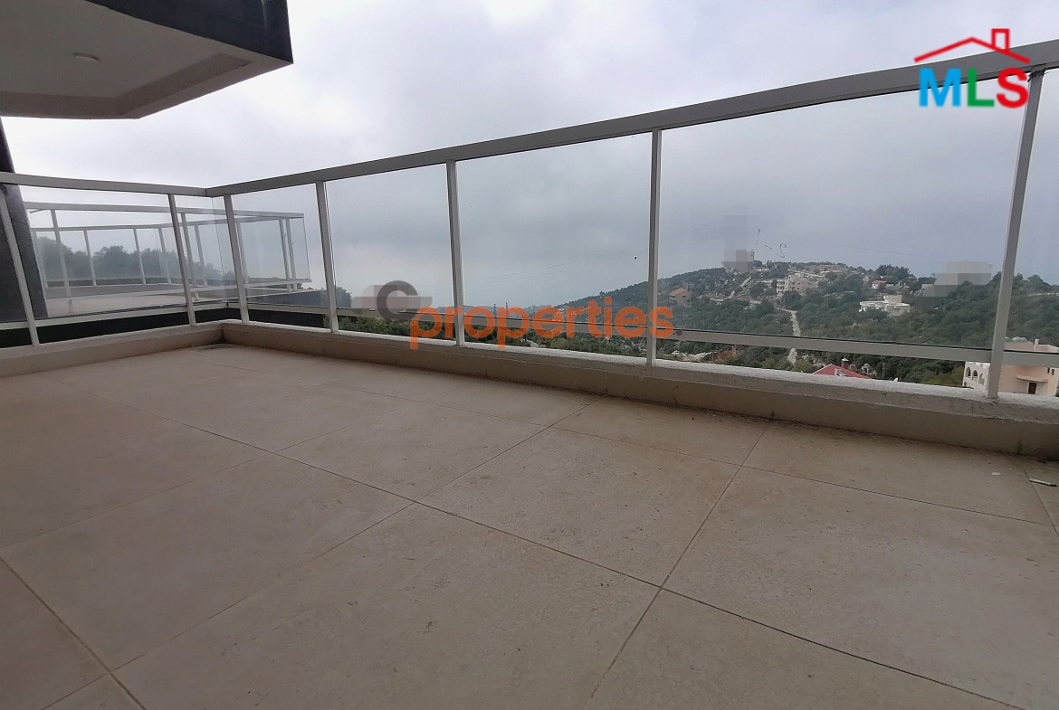 Chalet For Sale In Ras Osta Jbeil with Payment Facilities CPJJA68