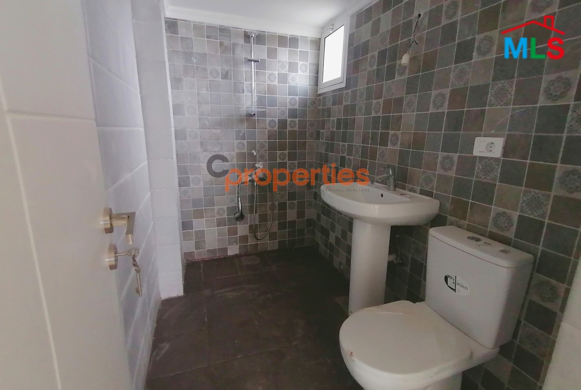 Chalet For Sale In Ras Osta Jbeil with Payment Facilities CPJJA68