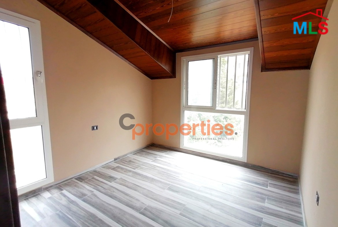 Appartment For sale In Jbeil, Halat ،CPJJA03