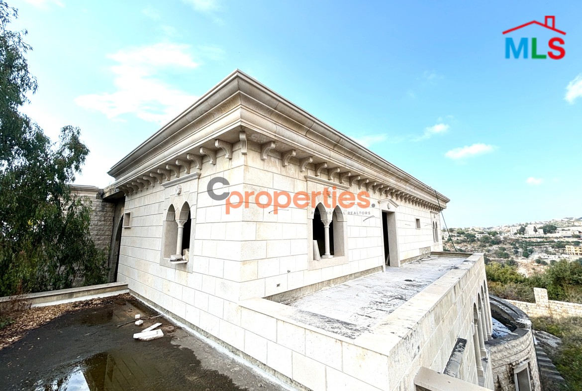 Villa For Sale In Amchit Jbeil – CPJRK134