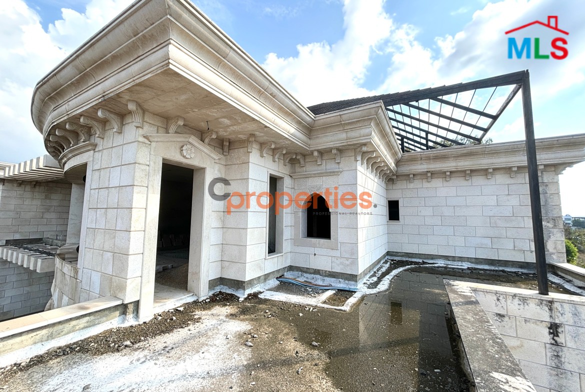 Villa For Sale In Amchit Jbeil – CPJRK134