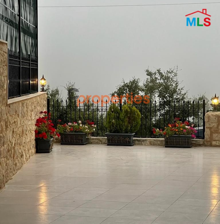 Villa For Sale In Mechmech Jbeil CPJJA72