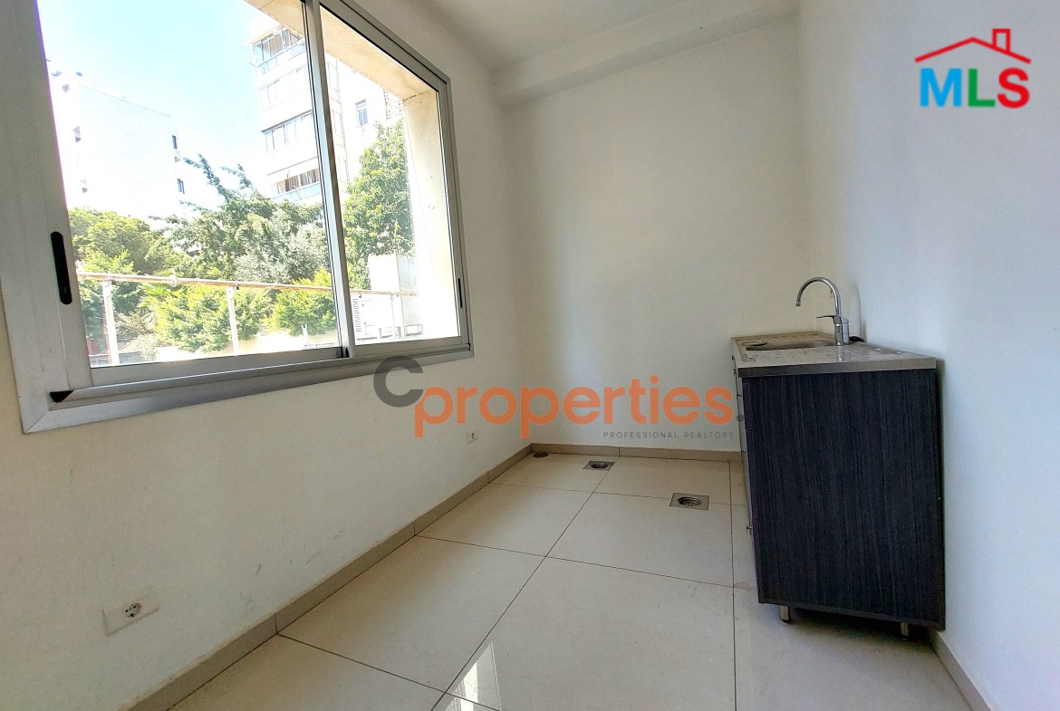 Office for sale in horsh tabet – Prime Location CPSM100