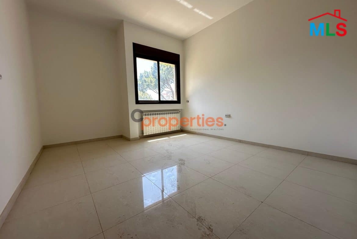 Apartment For Sale in Mtayleb CPCF62