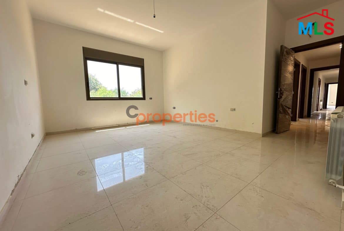 Apartment For Sale in Mtayleb CPCF62