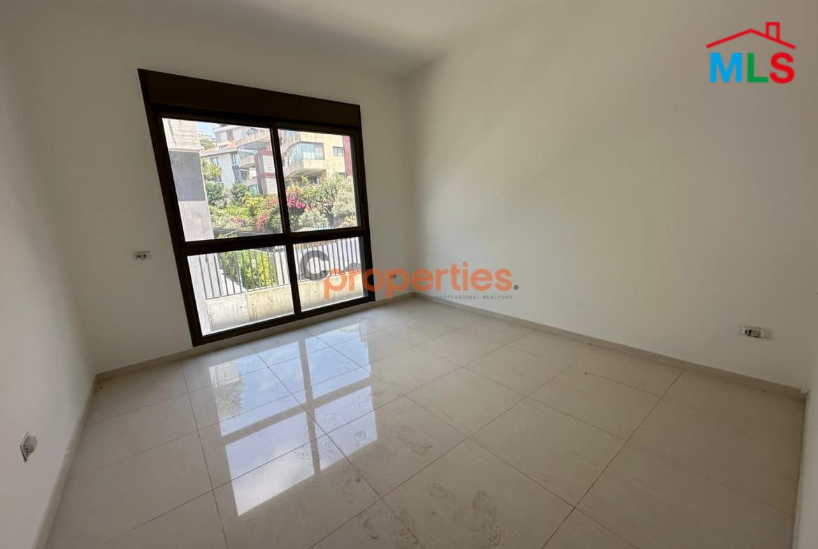 Apartment For Sale in Mtayleb CPCF60