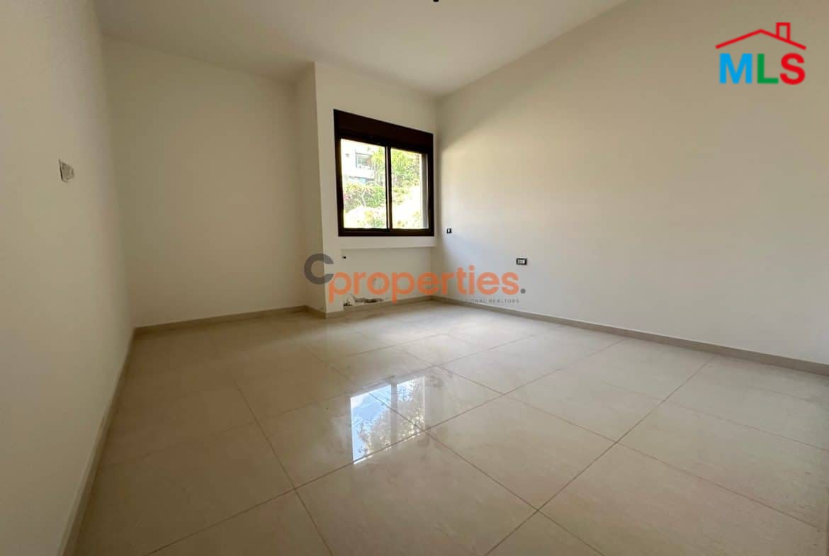 Apartment For Sale in Mtayleb CPCF59