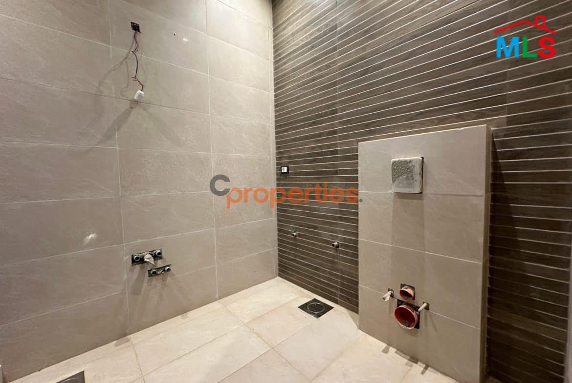 Apartment For Sale in Mtayleb CPCF59