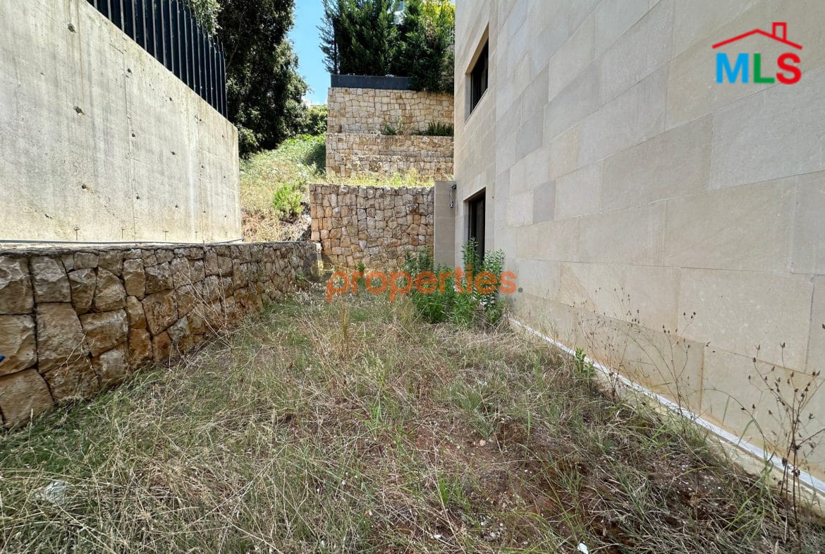 Apartment For Sale in Mtayleb CPCF59