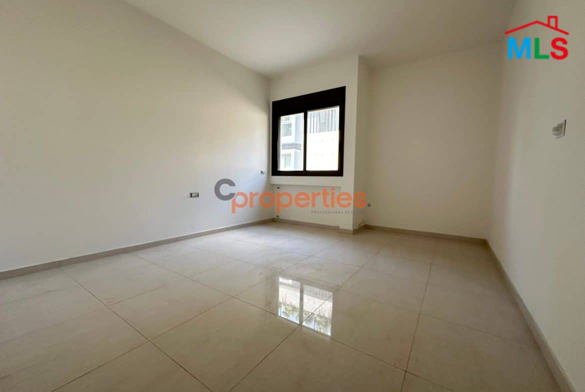 Apartment For Sale in Mtayleb CPCF59