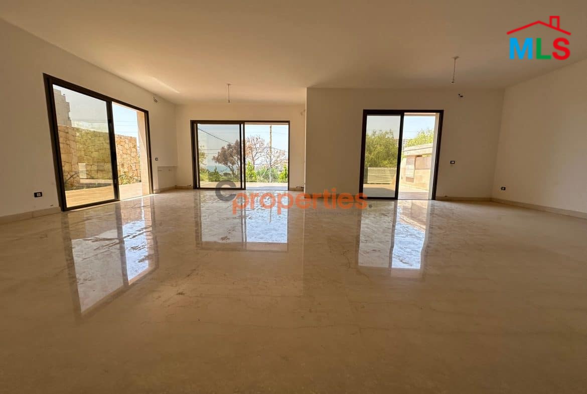 Apartment For Sale in Mtayleb CPCF58