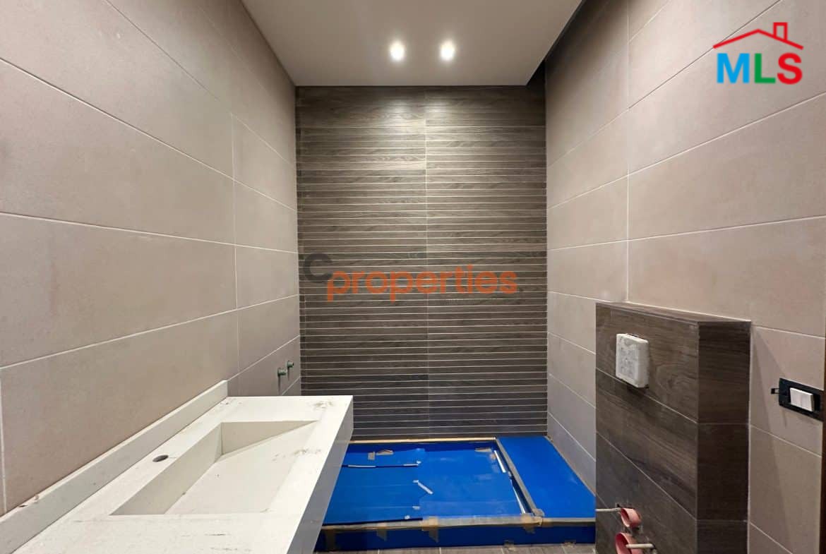Apartment For Sale in Mtayleb CPCF58