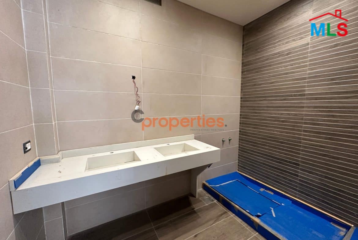 Apartment For Sale in Mtayleb CPCF58