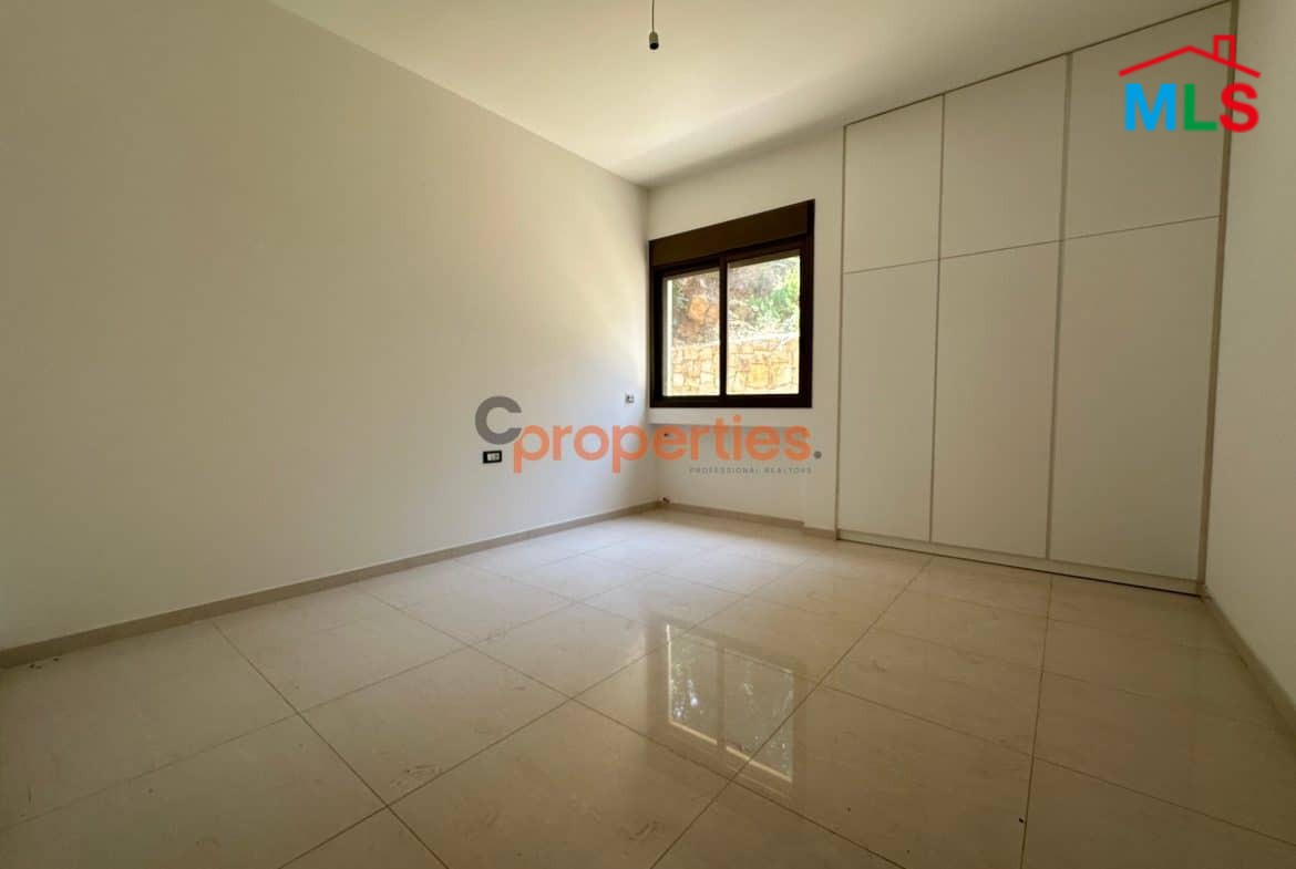 Apartment For Sale in Mtayleb CPCF58