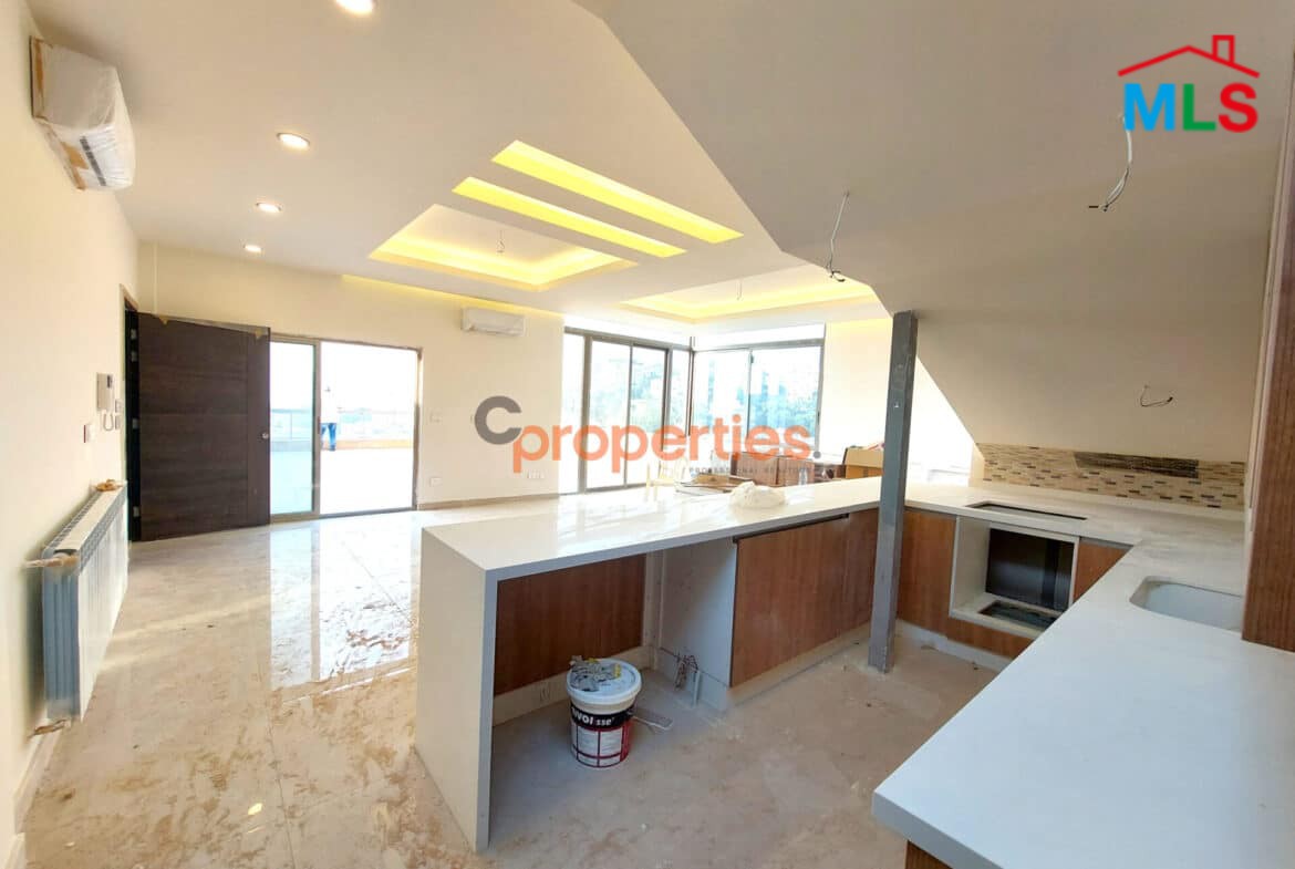 Penthouse for sale in biaqout CPSM68