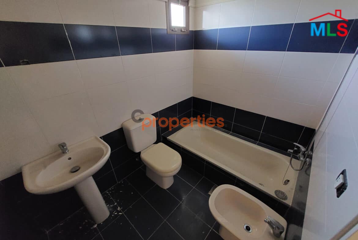 Apartment for sale in biaqout CPSM63
