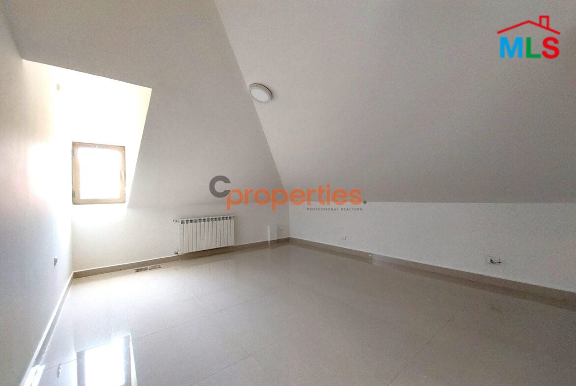 Duplex for sale in Jouret El Ballout CPSM57