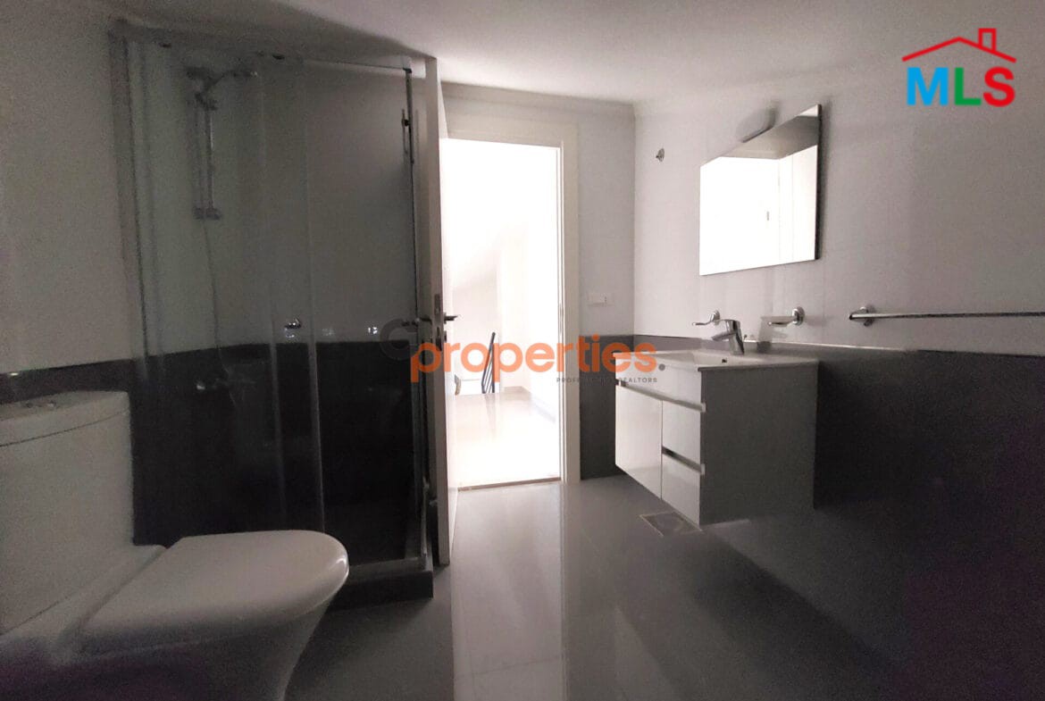 Duplex for sale in Jouret El Ballout CPSM57