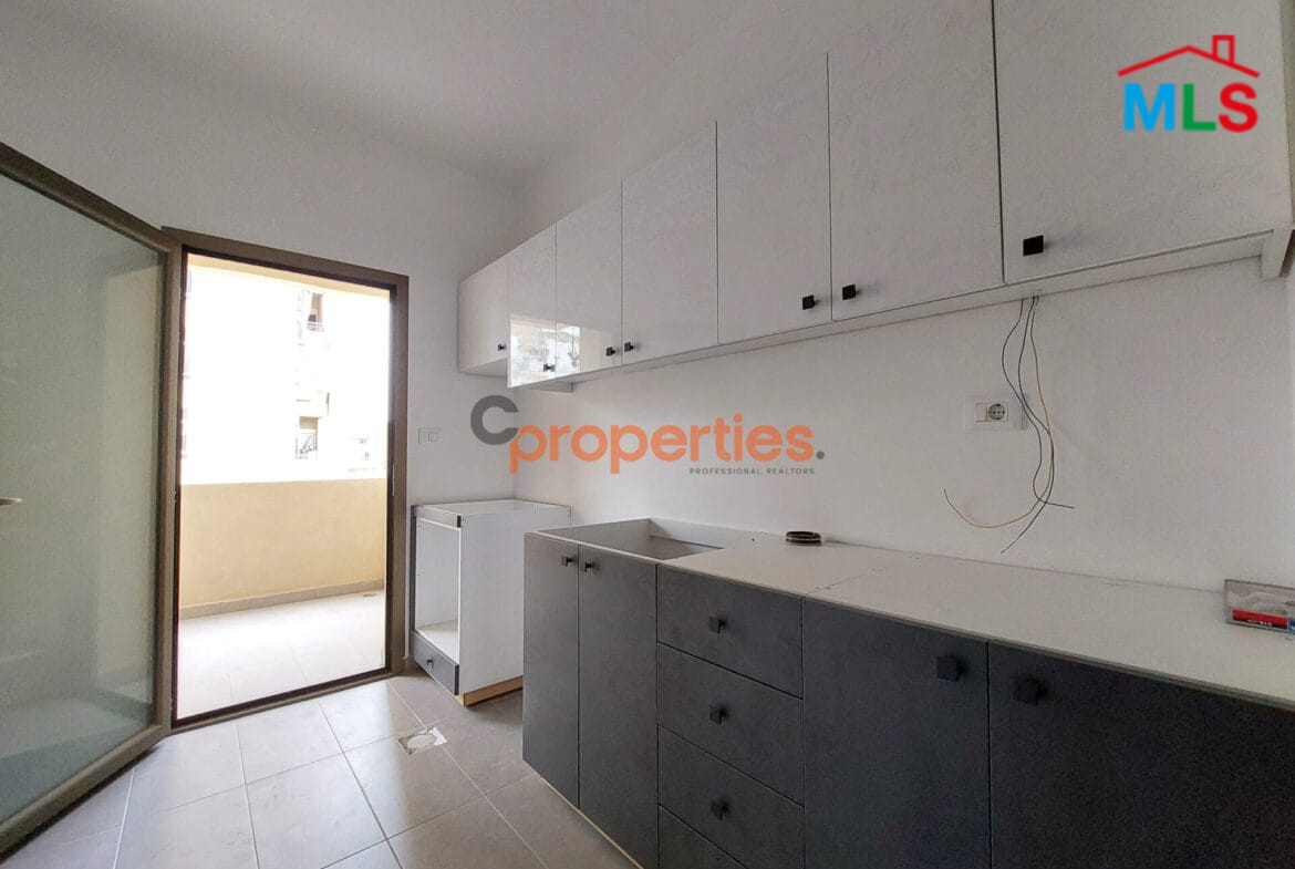 Apartment for sale in zalka CPSM25