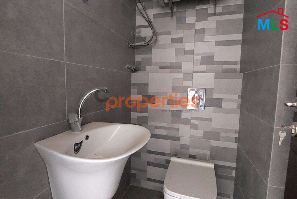 Apartment for sale in zalka CPSM25