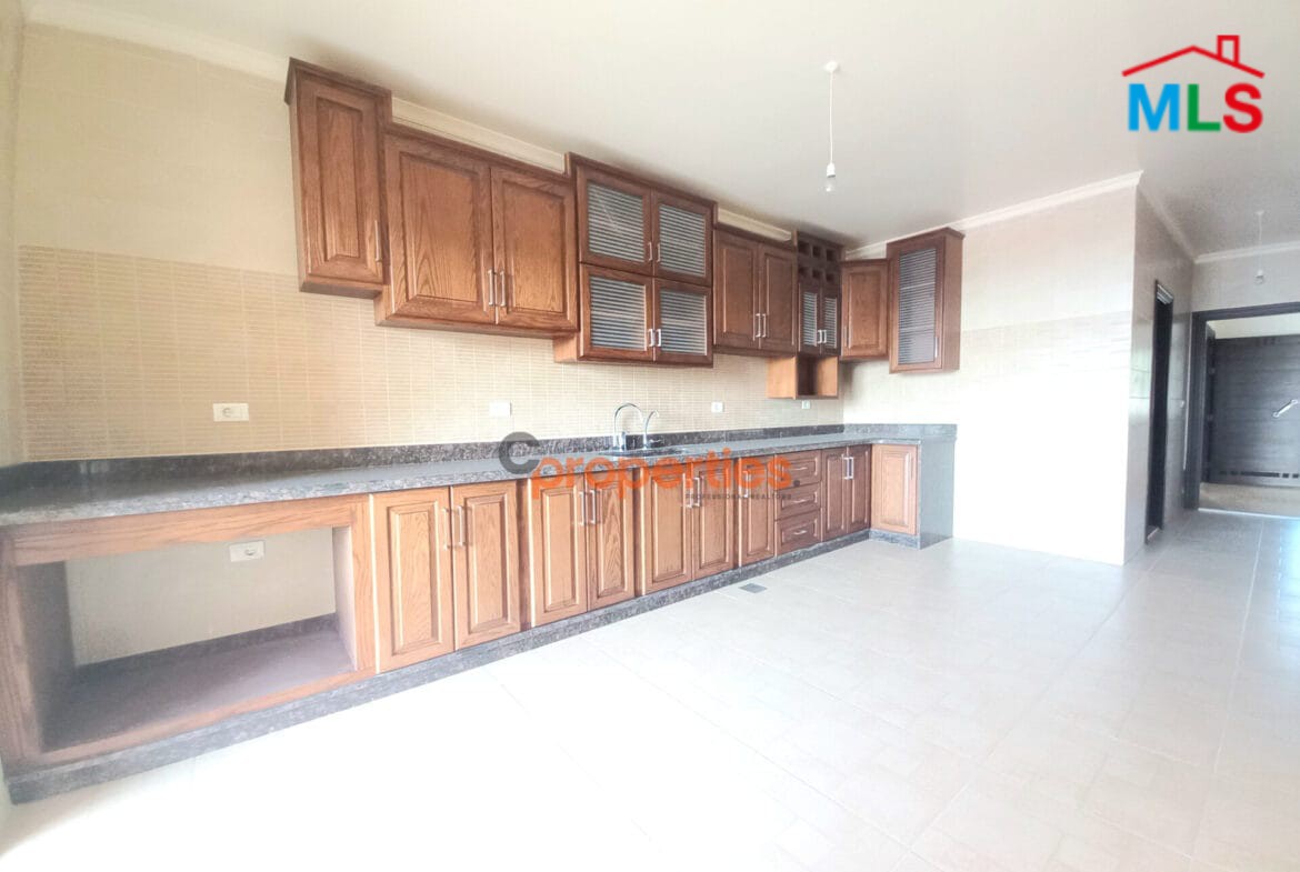 Apartment For Sale in Hboub-Jbeil CPJRK55