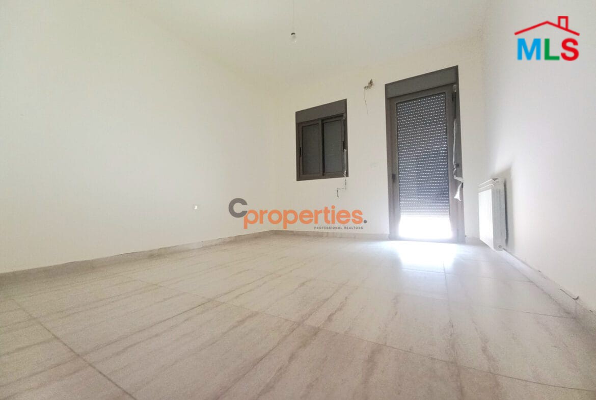 Apartment For Sale in Hboub-Jbeil CPJRK55