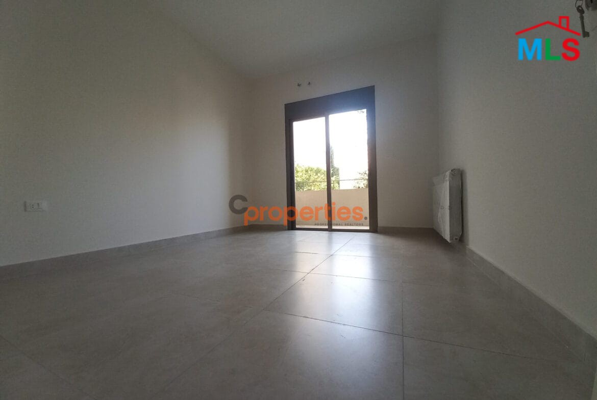 Apartment For Sale in Hboub-Jbeil CPJRK20