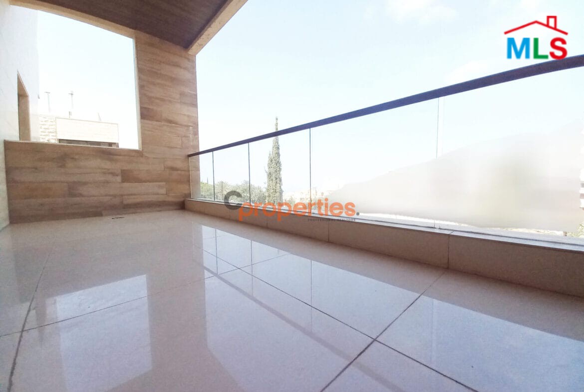 Apartment For Sale in Hboub-Jbeil CPJRK19