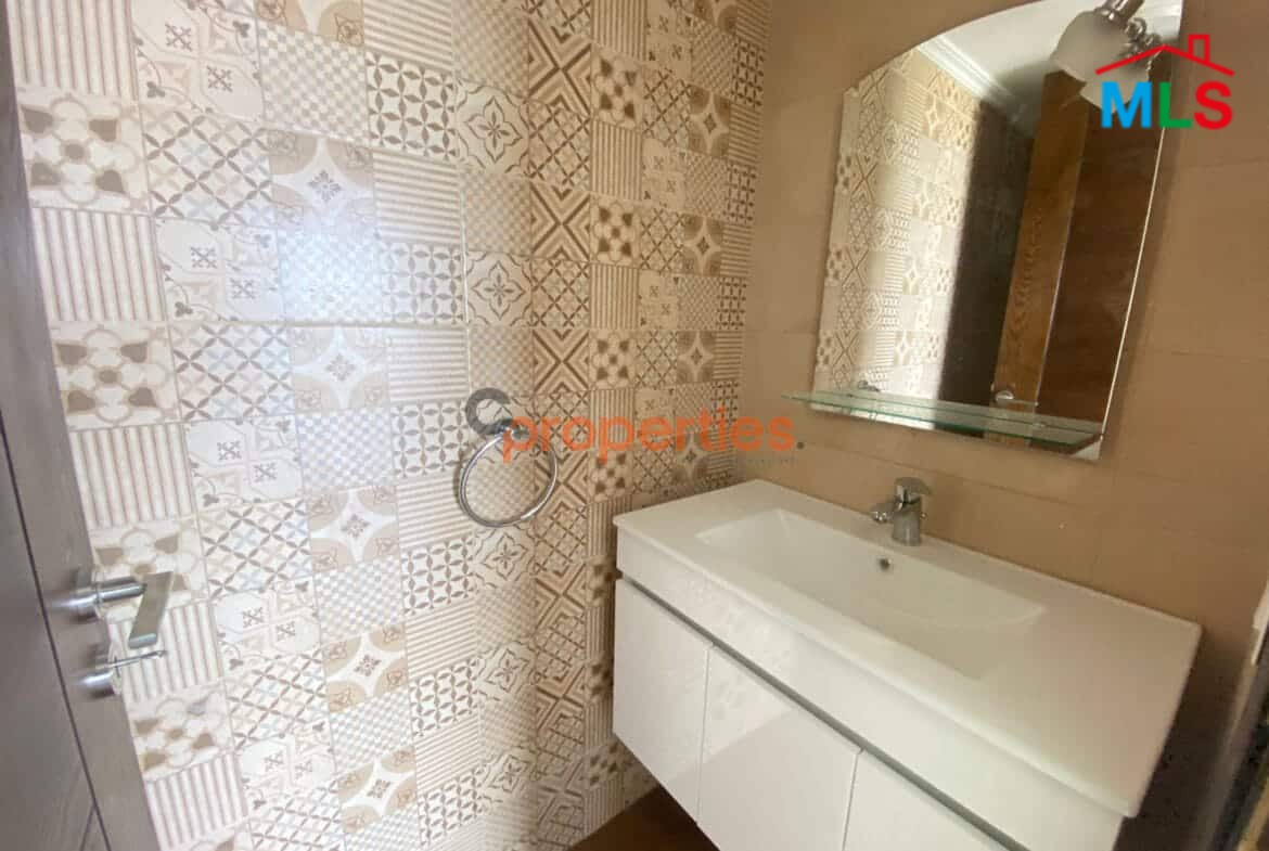 Apartment For Sale in Rabweh with Terrace CPCF03