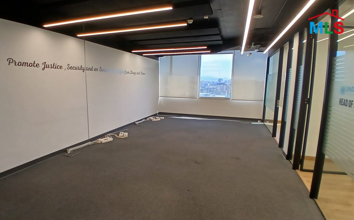 636 SQM Office with City View For Rent in Horsh Tabet