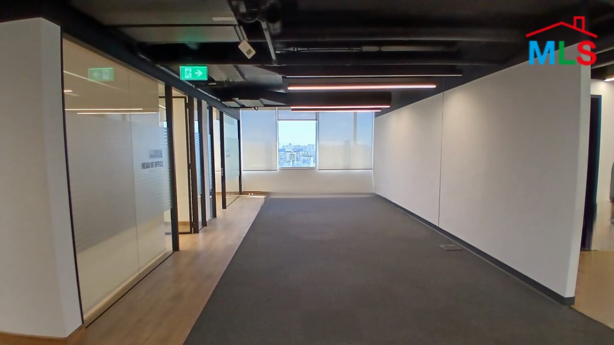 636 SQM Office with City View For Rent in Horsh Tabet