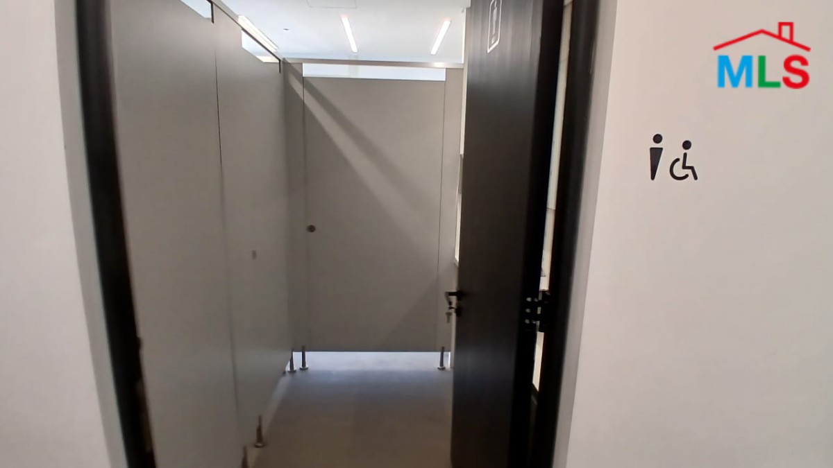 636 SQM Office with City View For Rent in Horsh Tabet