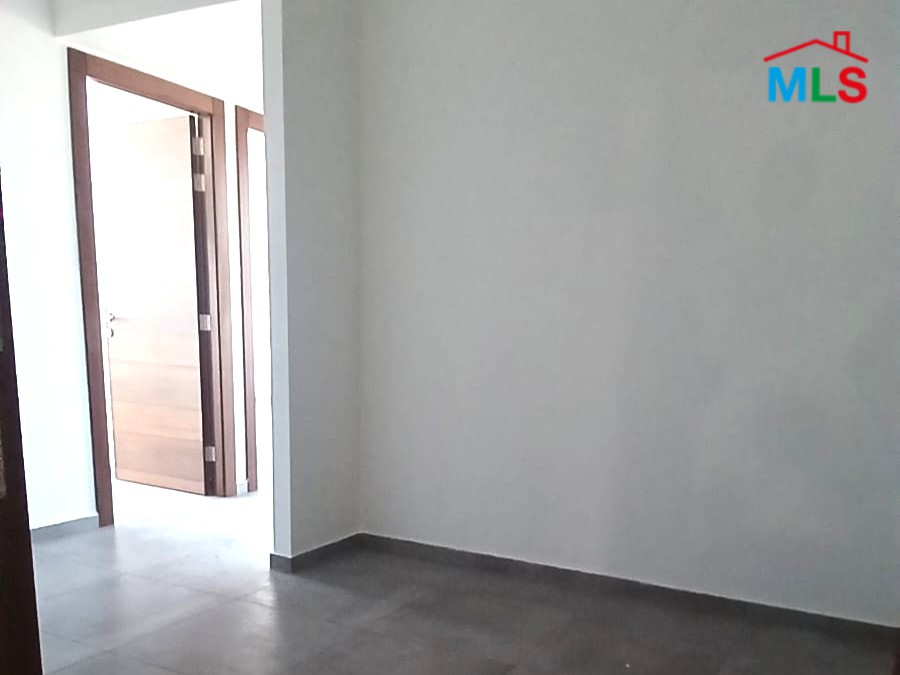 An Executive Office For Rent in Horsh Tabet