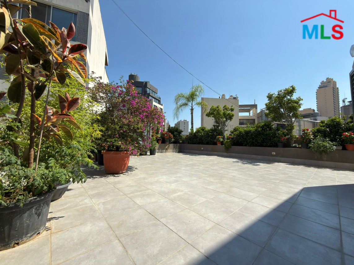 Fully Furnished Apartment For Rent in Achrafieh, near Sassine
