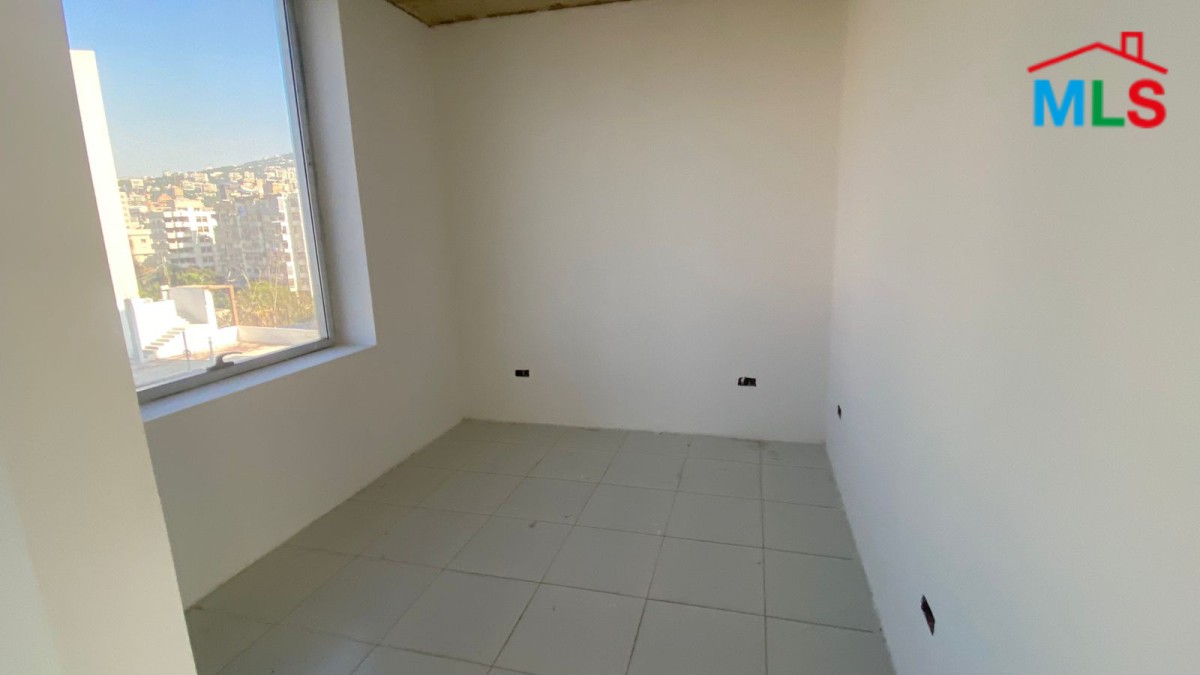 230 SQM Office For Rent in Antelias