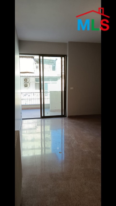 Unfurnished Apartment in Clemenceau