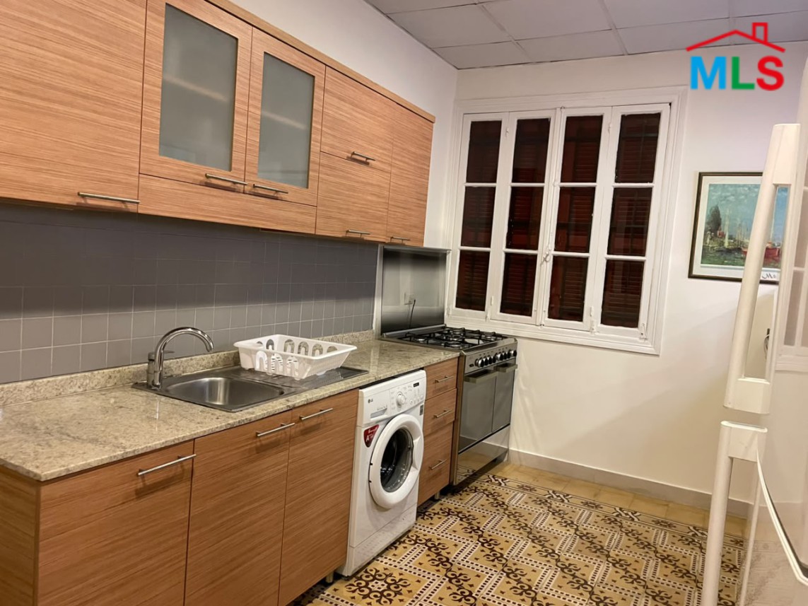 Furnished Rooftop Apartment with Amazing View in Clemenceau
