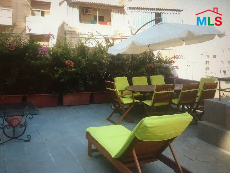 Furnished Rooftop Apartment with Amazing View in Clemenceau