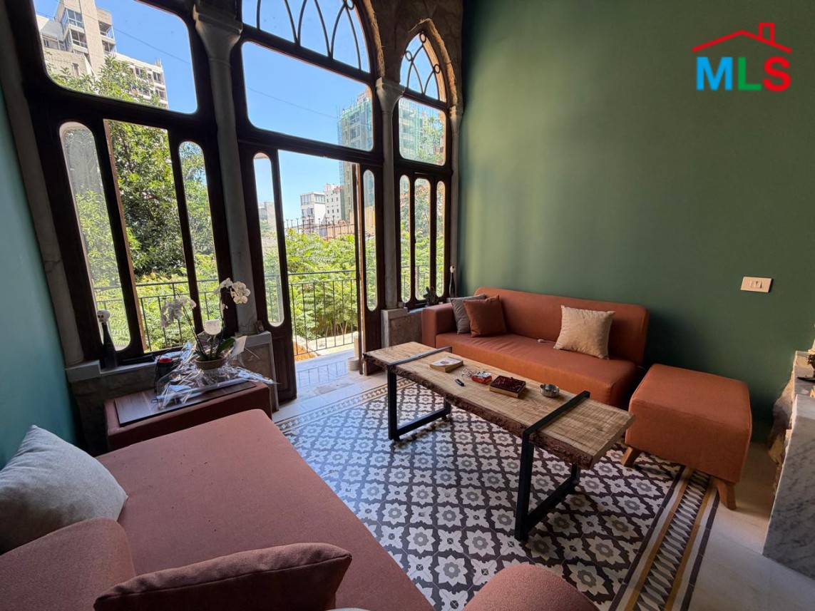 Charming & Traditional Apartment For Rent in Achrafieh, Rmeil