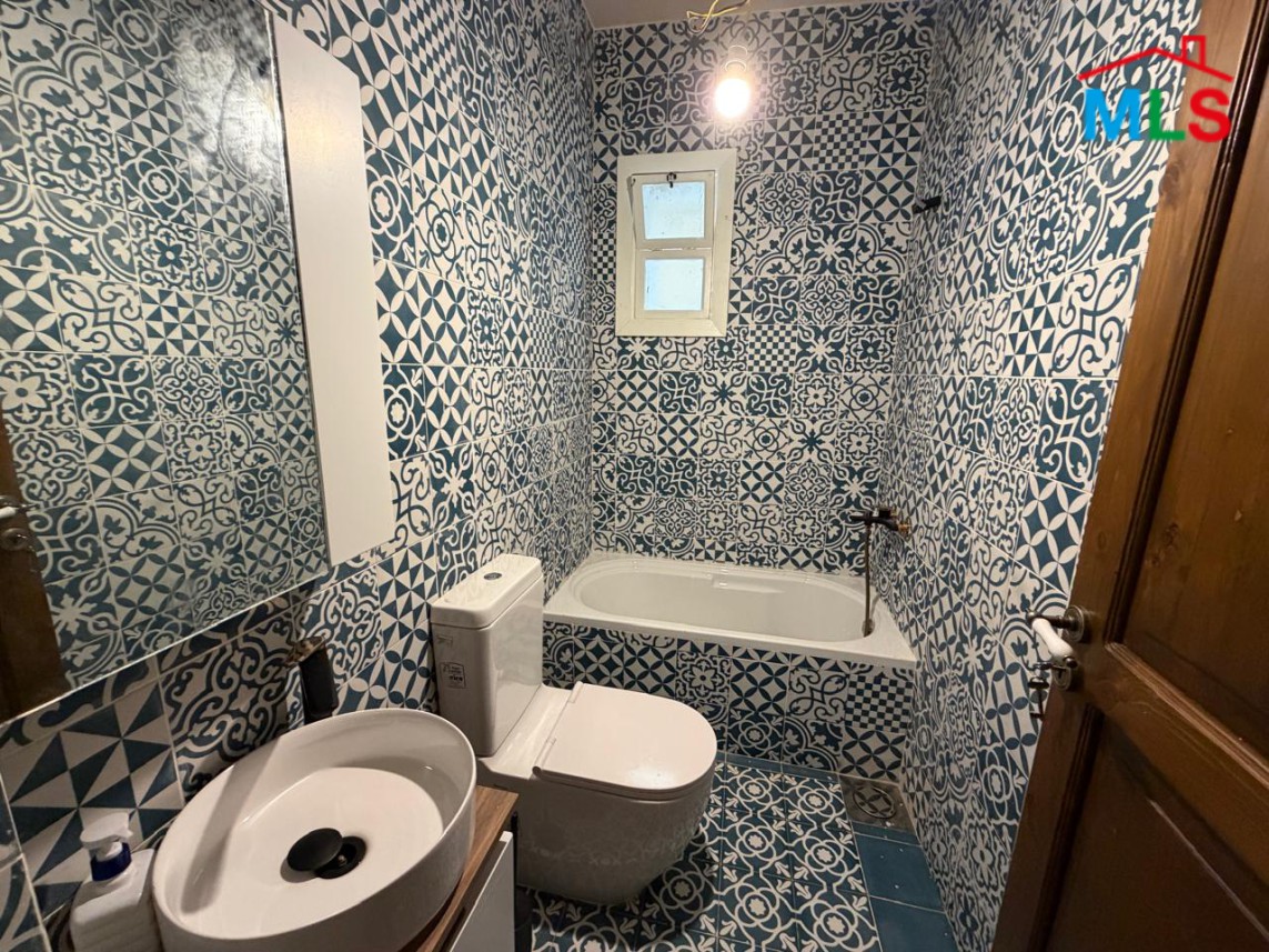 Charming & Traditional Apartment For Rent in Achrafieh, Rmeil