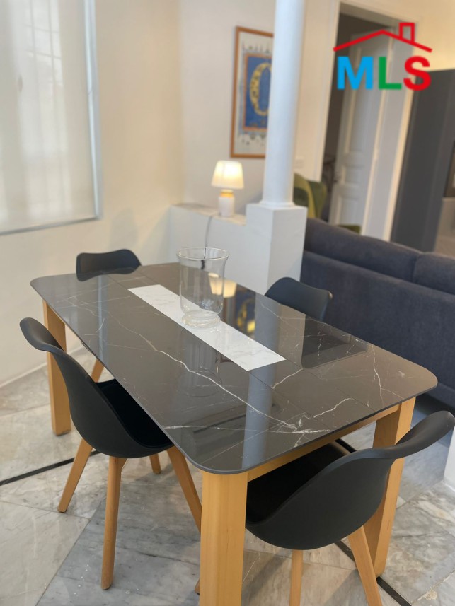 Fully Furnished and Renovated Apartment in Clemenceau